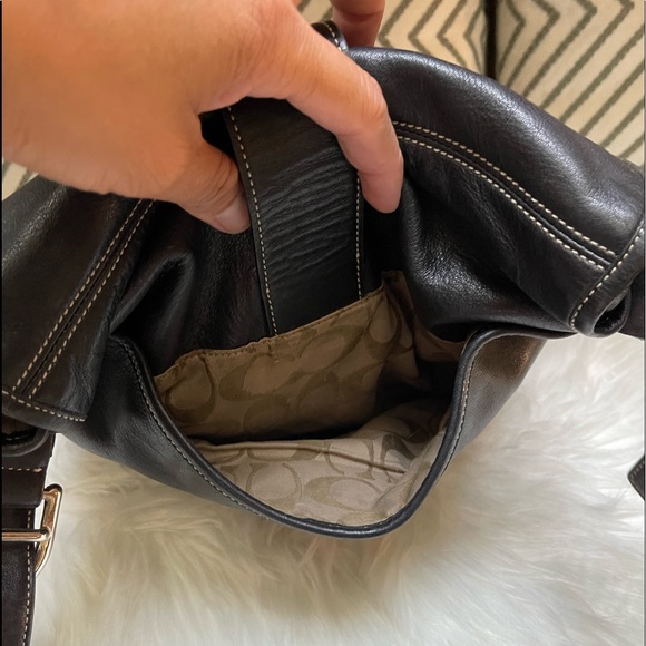 Coach Black Leather Shoulder/ Crossbody Bag - Picture 2 of 16